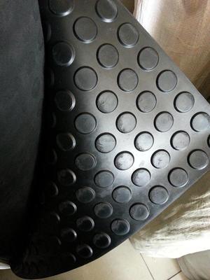 【廠家直銷圓點(diǎn)板,防滑板,防滑墊】?jī)r(jià)格,廠家,圖片,橡膠板/桿/型材,佛山市神柏橡塑制品-